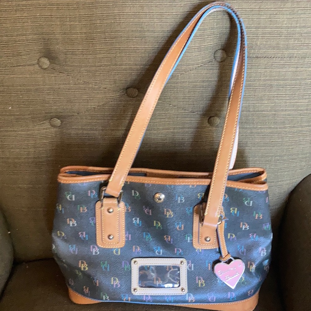 Dooney & Bourke purse